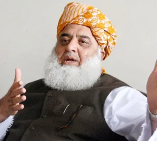 سرحدیں بند، دہشت گرد آزاد؟ فضل الرحمان نے خارجہ پالیسی پر سوال اٹھا دیا