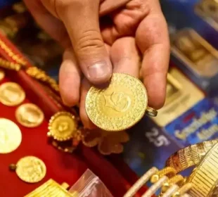 پاکستان میں سونا اور چاندی مہنگی، عالمی مارکیٹ میں بھی اضافہ 1 پاکستان میں سونا اور چاندی مہنگی، عالمی مارکیٹ میں بھی اضافہ