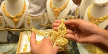 سونے کی قیمت کو بڑا جھٹکا! فی تولہ 8 ہزار 600 روپے سستا