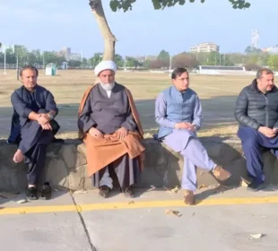 اسلام آباد میں پارلیمنٹ ہاؤس کے سامنے احتجاج جاری 4 اسلام آباد میں پارلیمنٹ ہاؤس کے سامنے احتجاج جاری