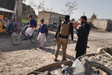 بنوں میں موٹرسائیکل دھماکہ، 2 ہلاک اور 12 زخمی 3 بنوں میں موٹرسائیکل دھماکہ، 2 ہلاک اور 12 زخمی