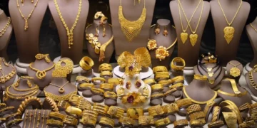 عالمی منڈی میں کمی کے بعد پاکستان میں سونا اور چاندی سستے 23 عالمی منڈی میں کمی کے بعد پاکستان میں سونا اور چاندی سستے