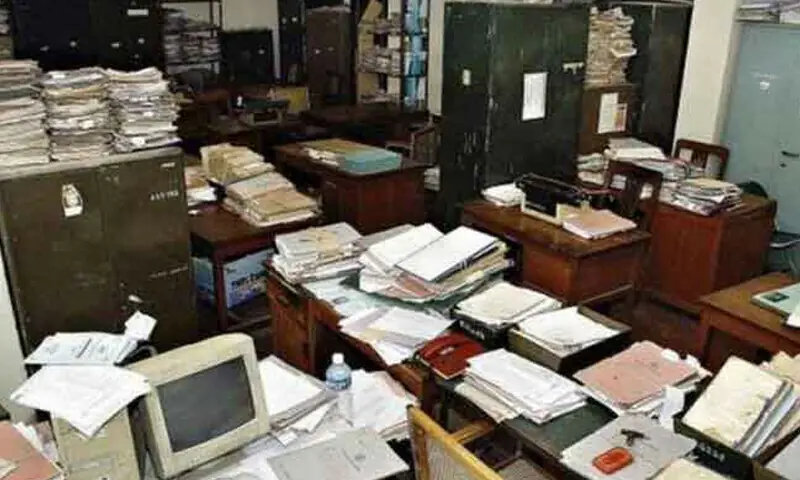 مقدس مہینے میں عوامی سہولت! سرکاری دفاتر کا رمضان شیڈول جاری 1 مقدس مہینے میں عوامی سہولت! سرکاری دفاتر کا رمضان شیڈول جاری