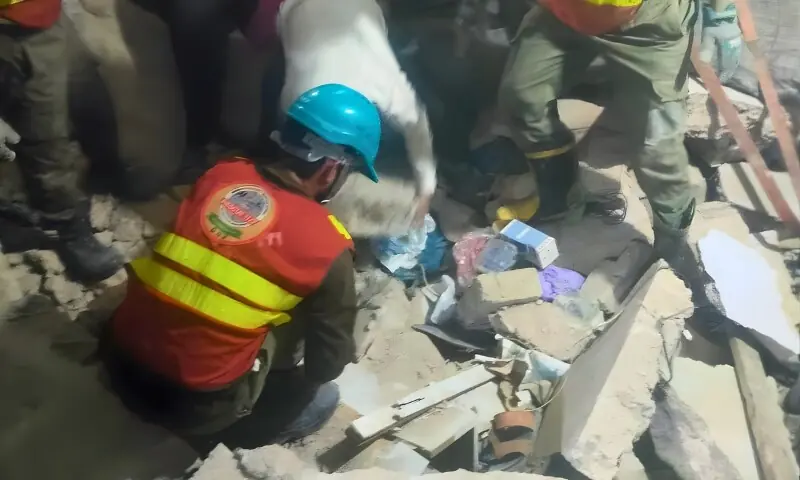 سولجر بازار میں گیس سلنڈر دھماکے میں 13 افراد ہلاک، 12 زخمی