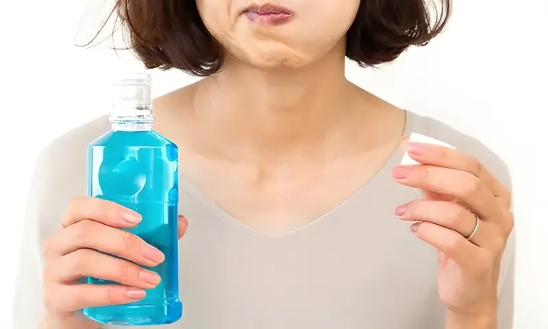 کیا روزانہ ماؤتھ واش استعمال کرنا آپ کے دل کی صحت پر اثر ڈال سکتا ہے؟