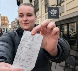 نوٹنگھم کی کاروباری خاتون گفٹ کارڈ کی وجہ سے دنیا کی امیر ترین خاتون بن گئیں