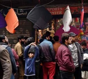 لاہور میں بسنت کے موقع پر پتنگوں اور گڈیوں کی فروخت میں ریکارڈ اضافہ