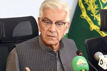 خواجہ آصف کا انکشاف: بھیک مافیا ملک میں سب سے زیادہ "روزگار" دے رہا ہے!