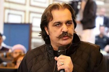 پی ٹی آئی کاعلی امین گنڈاپور کیخلاف کارروائی کا فیصلہ 3 پی ٹی آئی کاعلی امین گنڈاپور کیخلاف کارروائی کا فیصلہ
