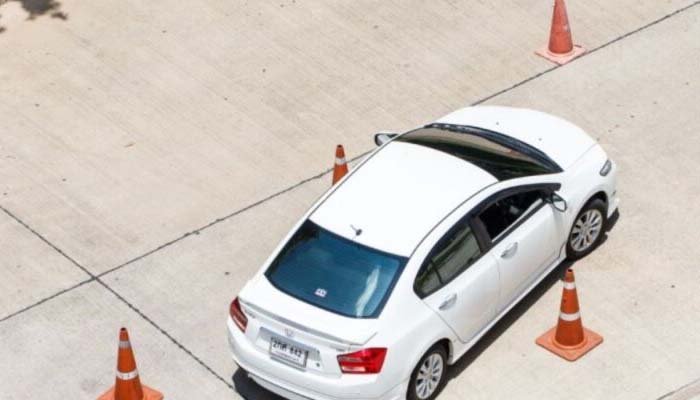 428062_47525کراچی: ڈرائیونگ لائسنس کے لیے پری لائسنس ٹریننگ لازمی قرار99_updates