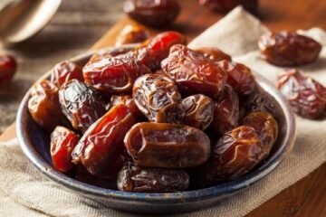 ذیابیطس کے مریض رمضان میں کھجور کھا سکتے ہیں؟ 2 ذیابیطس کے مریض رمضان میں کھجور کھا سکتے ہیں؟