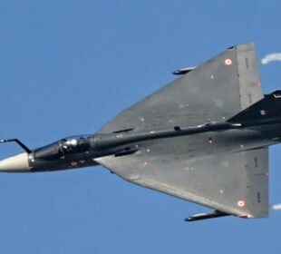 پے در پے حادثات کے بعد بھارتی فضائیہ نے تمام تیجس طیارے عارضی طور پر گراؤنڈ کر دیے