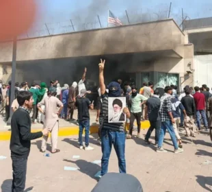 کراچی میں احتجاجی مظاہرے، امریکی قونصل خانے کے اطراف کشیدگی