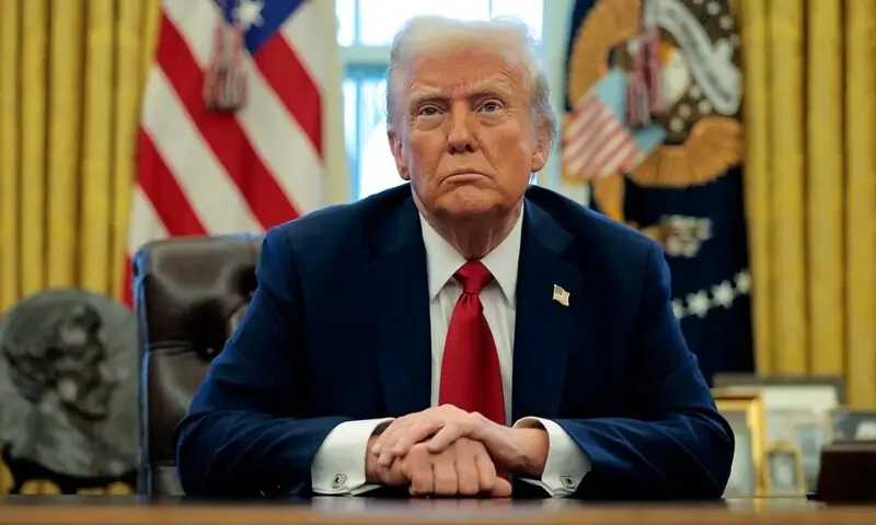 امریکی صدر نے سعودی عرب میں حملے کے بعد جوابی کارروائی کا عندیہ دے دیا