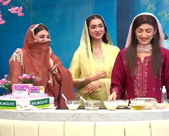 جویریہ سعود کی ہنسی پر صارفین برہم، سوشل میڈیا میں شدید تنقید 1 جویریہ سعود کی ہنسی پر صارفین برہم، سوشل میڈیا میں شدید تنقید