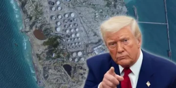 ٹرمپ کی ایران کو وارننگ، آبنائے ہرمز میں حملے نہ رکے تو خارگ آئل ٹرمینل نشانہ بن سکتا ہے 17 ٹرمپ کی ایران کو وارننگ، آبنائے ہرمز میں حملے نہ رکے تو خارگ آئل ٹرمینل نشانہ بن سکتا ہے