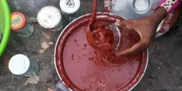 آبنائے ہرمز کا انوکھا جزیرہ جہاں سرخ مٹی بھی کھانے میں استعمال ہوتی ہے 19 آبنائے ہرمز کا انوکھا جزیرہ جہاں سرخ مٹی بھی کھانے میں استعمال ہوتی ہے