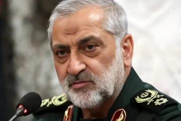 خارگ جزیرے پر حملہ ہوا تو فیصلہ کن جواب دیں گے: ایران 4 خارگ جزیرے پر حملہ ہوا تو فیصلہ کن جواب دیں گے: ایران