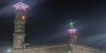 برہان پور کی تاریخی روایت: رمضان میں افطار کی روشنی 14 برہان پور کی تاریخی روایت: رمضان میں افطار کی روشنی