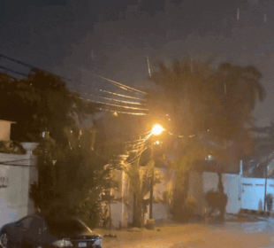 کراچی میں اچانک آندھی اور بارش، معمولات زندگی شدید متاثر