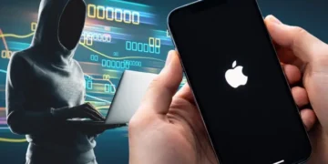 سائبر سیکیورٹی خطرہ: مبینہ آئی فون اسپائی ویئر “ڈارک سورڈ” سے متعلق تشویش