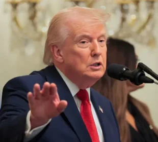 ٹرمپ نے ایران پر ممکنہ حملے 10 روز کے لیے مؤخر کر دیے