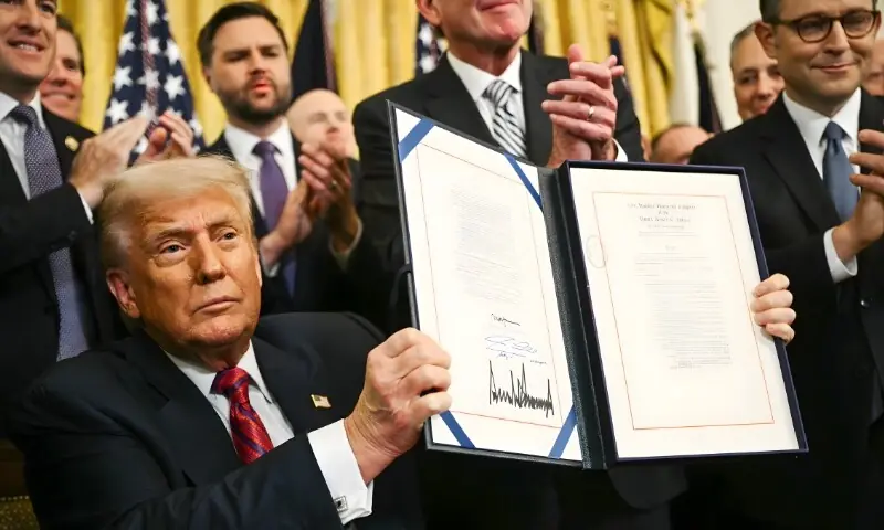 امریکی کرنسی میں تاریخی تبدیلی، صدر کے دستخط نوٹوں کا حصہ بنیں گے