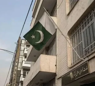 تہران میں پاکستانی سفارت خانے کے قریب دھماکے، سفارتکار محفوظ