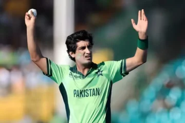 نسیم شاہ سوشل میڈیا تنازع میں گھر گئے، پاکستان کرکٹ بورڈ کا شوکاز نوٹس 2 نسیم شاہ سوشل میڈیا تنازع میں گھر گئے، پاکستان کرکٹ بورڈ کا شوکاز نوٹس