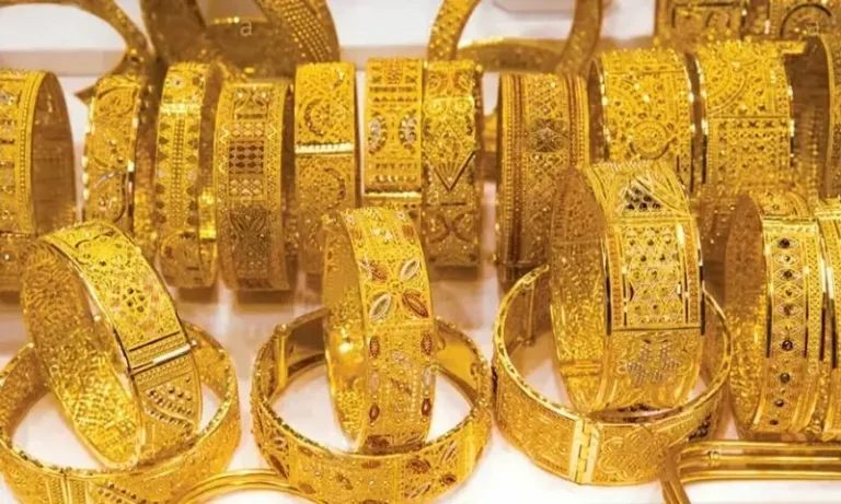 281617پاکستان میں سونے کی قیمت میں بڑا اضافہ، فی تولہ 4