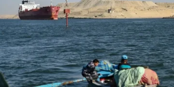 ایران نے آبنائے ہرمز پر مکمل کنٹرول کے حق کا مطالبہ کردیا