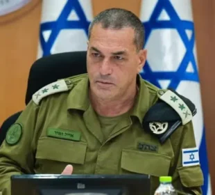 مغربی کنارے میں صحافیوں پر تشدد، اسرائیلی فوج کی پوری بٹالین معطل 5 مغربی کنارے میں صحافیوں پر تشدد، اسرائیلی فوج کی پوری بٹالین معطل