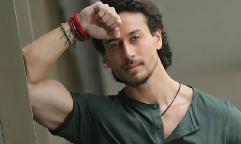 ٹائیگر شروف کو ہے ہوائی جہاز کا خوف، اسٹنٹس سے نہیں