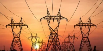 بجلی مہنگی ہونے کا امکان، عوام پر مزید بوجھ پڑنے کا خدشہ