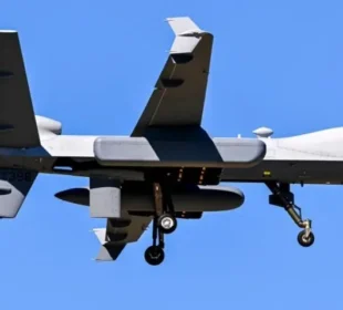 ایران میں میزائل حملے، متعدد ہلاکتیں اور بڑے پیمانے پر تباہی 6 ایران میں میزائل حملے، متعدد ہلاکتیں اور بڑے پیمانے پر تباہی