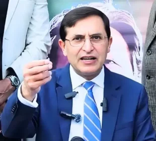 پی ٹی آئی چیئرمین کا نمبر ہیک، جعلی پیغامات سے ہوشیار رہنے کی ہدایت 8 پی ٹی آئی چیئرمین کا نمبر ہیک، جعلی پیغامات سے ہوشیار رہنے کی ہدایت