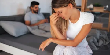 لوگ بار بار نقصان دہ تعلقات کی طرف کیوں کھنچے چلے جاتے ہیں؟