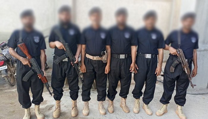 کراچی میں غیر تربیت یافتہ سکیورٹی گارڈز شہریوں کے لیے خطرہ قرار