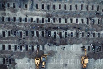 ایرانی وزیر خارجہ کا امریکی حملے پر سخت ردعمل، 160 طالبات کی قبروں کی تصویر شیئر