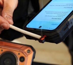 موبائل فون یا لائٹر؟ چین نے آگ جلانے والا اسمارٹ فون متعارف کرا دیا