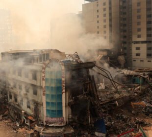 گل پلازہ ایسوسی ایشن صدر نے ریسکیو سست روی کو ہلاکتوں کی وجہ قرار دیا 8 گل پلازہ ایسوسی ایشن صدر نے ریسکیو سست روی کو ہلاکتوں کی وجہ قرار دیا