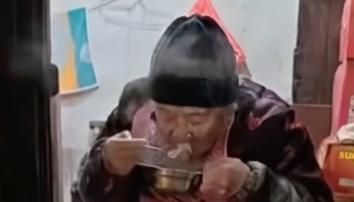 چین کی 102 سالہ خاتون کی صحت مند زندگی سب کو حیران کر گئی 1 چین کی 102 سالہ خاتون کی صحت مند زندگی سب کو حیران کر گئی