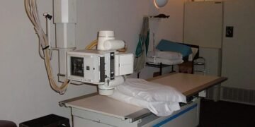 زکوٰۃ سے اسپتال کی مشینری خریدنا: کیا جائز ہے؟