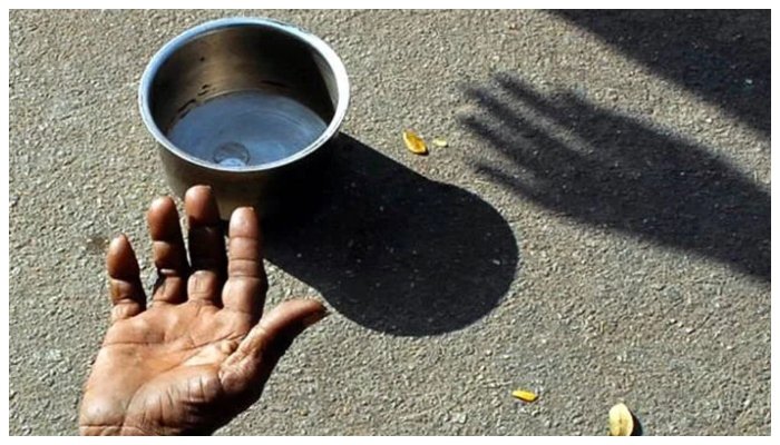 کراچی میں عید سے قبل پیشہ ور بھکاریوں کے خلاف کریک ڈاؤن کا فیصلہ