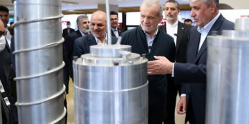 غیر ملکی میڈیا رپورٹس: ایران جوہری پروگرام پر نئی سفارتی پیش رفت کا اشارہ