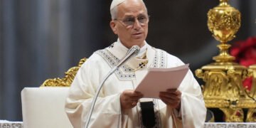 پوپ لیو کی جنگ بندی کی اپیل: "جنگ کرنے والوں کی دعائیں خدا نہیں سنتا