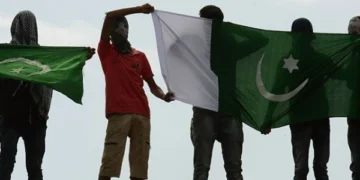 مقبوضہ کشمیر: عوام کا پاکستانی عسکری قیادت کے لیے اعتماد اور محبت کا اظہار