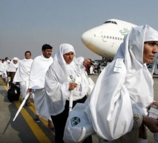 وزارت مذہبی امور نے حج فلائٹس کی معطلی کی خبروں کی تردید کر دی 9 وزارت مذہبی امور نے حج فلائٹس کی معطلی کی خبروں کی تردید کر دی