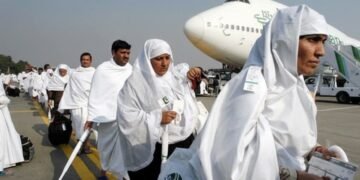 وزارت مذہبی امور نے حج فلائٹس کی معطلی کی خبروں کی تردید کر دی