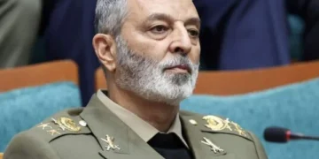 ہفتے کے روز ایران میں فضائی حملے: وزیر دفاع اور چیف آف اسٹاف شہید